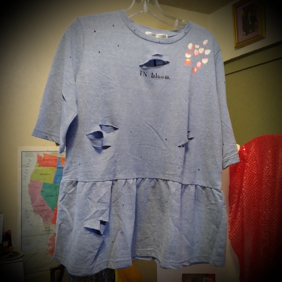 HONEY SUCKER cute cut up/sliced Tee shirt type shi - Picture 2 of 4